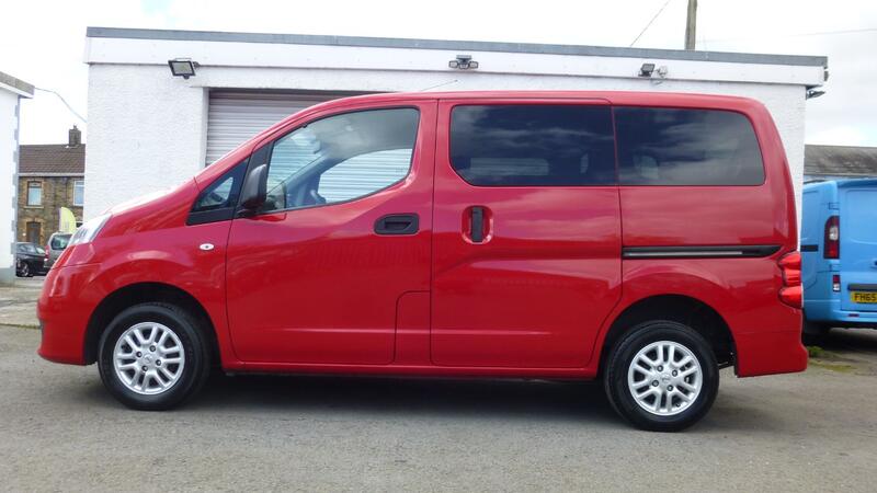 View NISSAN NV200 1.5 dCi 89 BHP EURO 5  ACENTA EDITION 7 SEATER MPV
