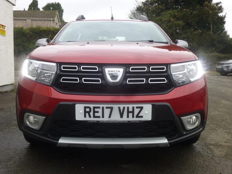 View DACIA SANDERO STEPWAY 0.9 Stepway Ambiance TCe 90 CrossOver+Euro6+Ulez Compliant