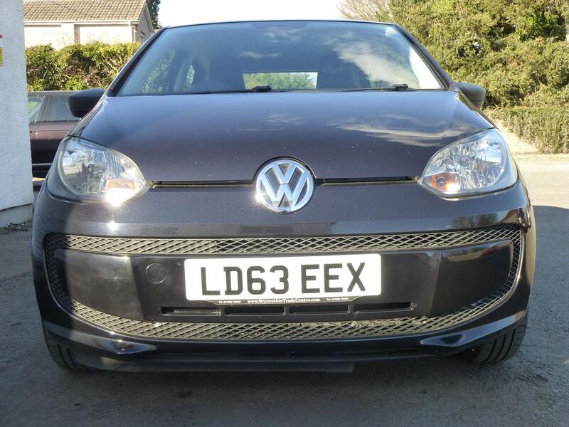 View VOLKSWAGEN UP 1.0 TAKE UP ! EURO 5 ULEZ COMPLIANT JUST £20 ROAD TAX