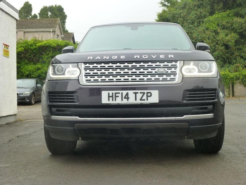View LAND ROVER RANGE ROVER 3.0 TD V6 254 BHP VOGUE EDITION 8SPD AUTO/TIP EUR0 5