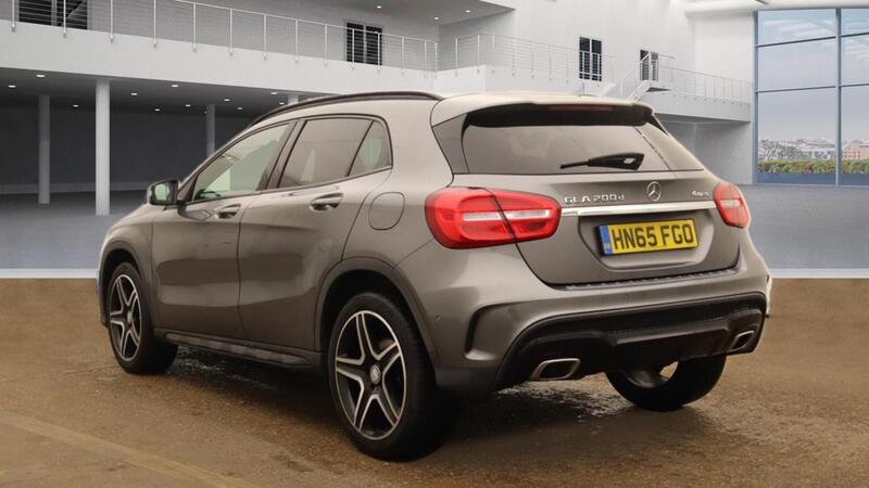 View MERCEDES-BENZ GLA CLASS GLA 200d 134 BHP 4MATIC AMG LINE PREMIUM 7 SPD DCT AUTO TRANSMISSION EURO 6 ULEZ