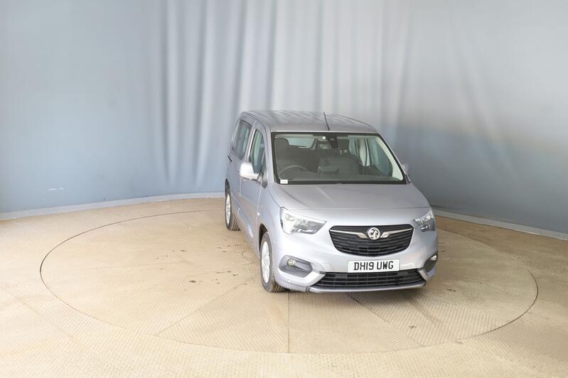 View VAUXHALL COMBO LIFE 1.2 TURBO ENERGY EDITION 7 SEATER MPV EURO6 ULEZ COMPLIANT