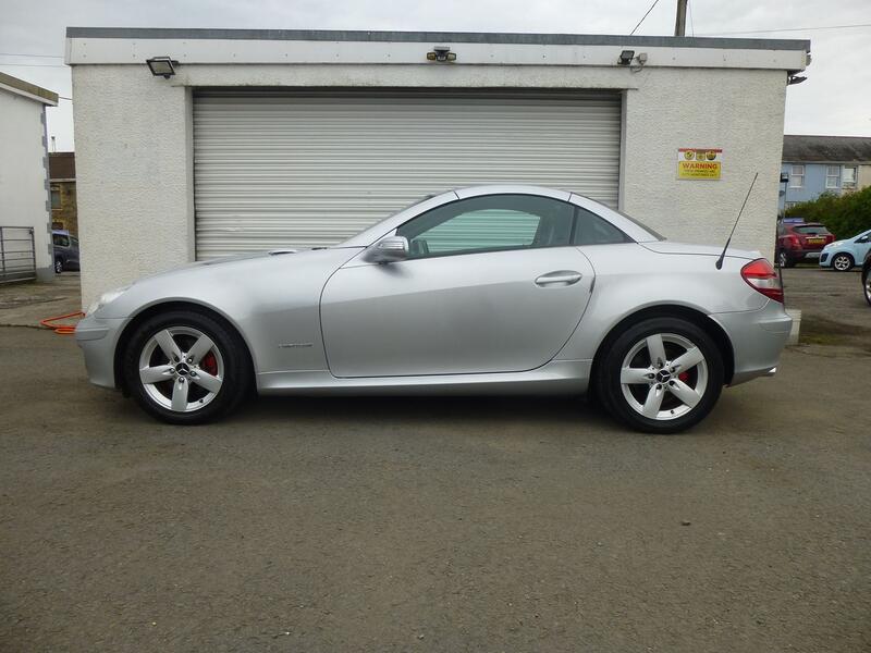 View MERCEDES-BENZ SLK SLK 200 KOMPRESSOR AUTOMATIC ROADSTER CONVERTIBLE
