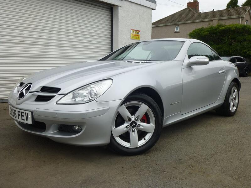 View MERCEDES-BENZ SLK SLK 200 KOMPRESSOR AUTOMATIC ROADSTER CONVERTIBLE