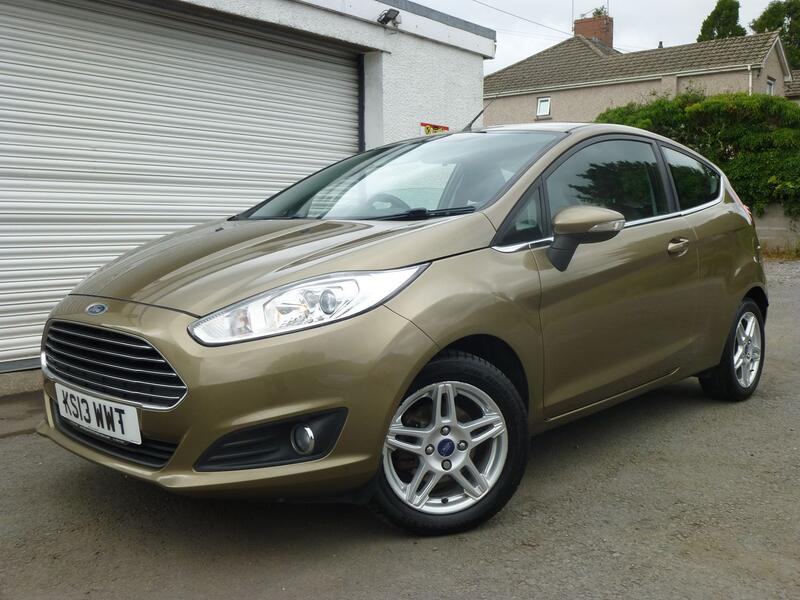 View FORD FIESTA 1.0 T 100 BHP ZETEC EDITION EURO5 ULEZ COMPLIANT £20 ROAD TAX