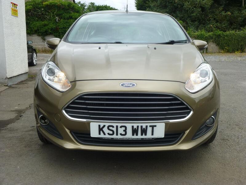 View FORD FIESTA 1.0 T 100 BHP ZETEC EDITION EURO5 ULEZ COMPLIANT £20 ROAD TAX