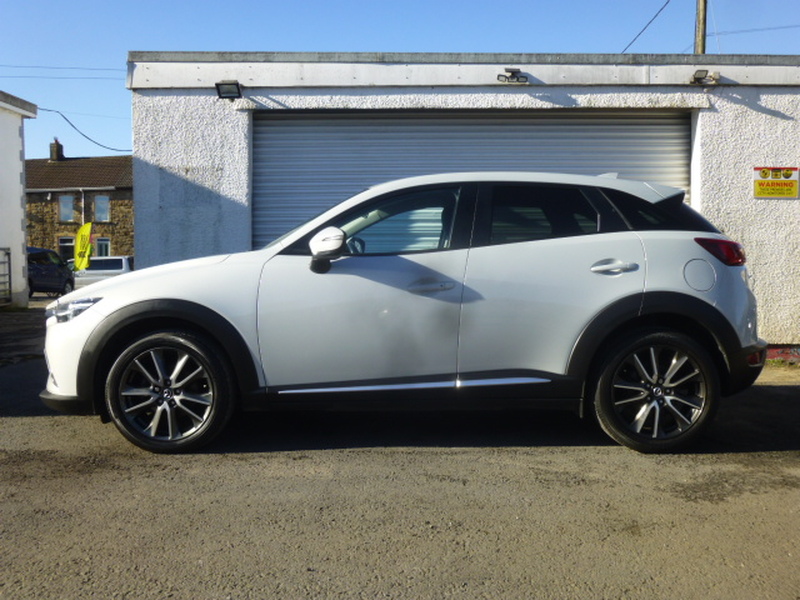 View MAZDA CX-3 1.5 SKYACTIV-D SPORT EURO6+NAV+ULEZ COMPLIANT SLEEK CROSSOVER SUV